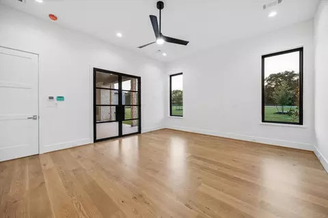 Bedroom - 133 Drake Ln, Round Top, TX 78954 photo 2 of 9