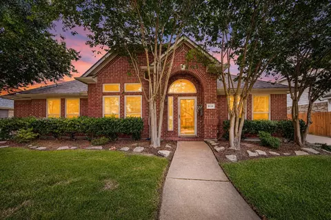 9118 Sunny Ridge Dr, Houston, TX 77095