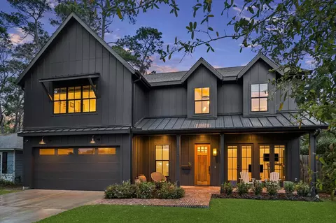 1260 Candlelight Ln, Houston, TX 77018