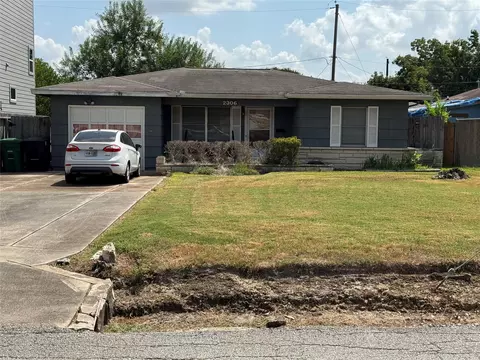 2306 Reinerman St, Houston, TX 77007