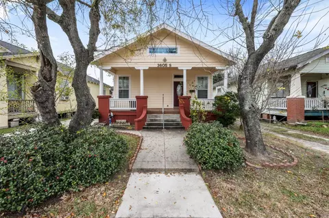 3605 Avenue S, Galveston, TX 77550