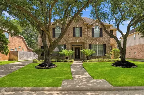 215 Owens Park Dr, Houston, TX 77094