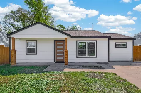 3209 Mccrarey Dr, Houston, TX 77088