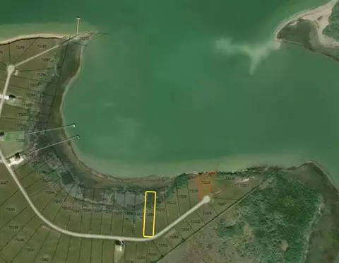 319 Redfish Way, Port Lavaca, TX 77979