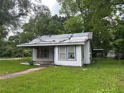 1101 N Blair Ave, Cleveland, TX 77327