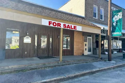 120 S Charlton St, Woodville, TX 75979