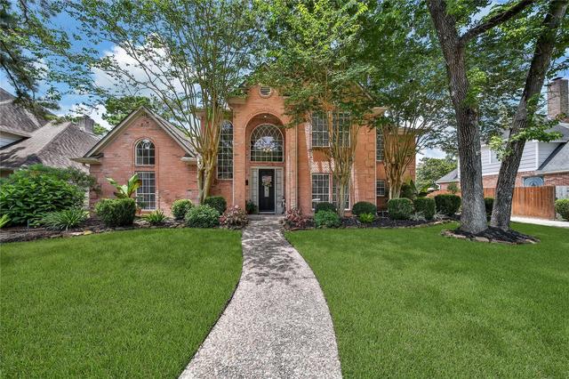 1702 Seven Maples Dr, Kingwood, TX 77345
