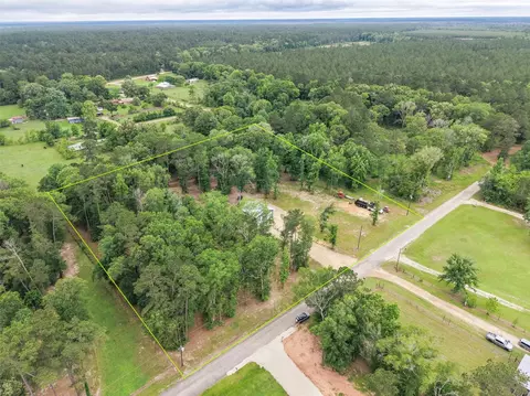 351 Oak Knoll Rd, Cleveland, TX 77328