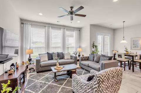 Living - 10082 Black Maple Dr, Conroe, TX 77385 photo 1 of 4