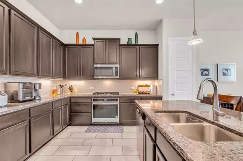 Kitchen - 10082 Black Maple Dr, Conroe, TX 77385 photo 1 of 4