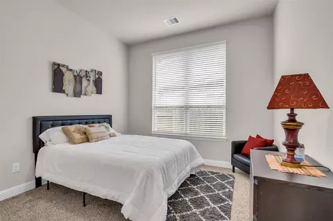 Bedroom - 10082 Black Maple Dr, Conroe, TX 77385 photo 2 of 4
