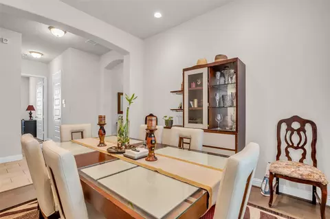 Dining - 10082 Black Maple Dr, Conroe, TX 77385 photo 1 of 3