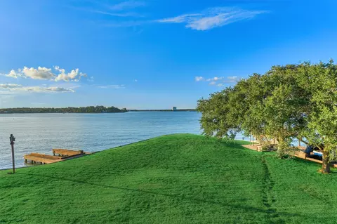 157 Capetown, Montgomery, TX 77356