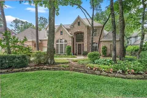 66 S Taylor Point Dr, The Woodlands, TX 77382