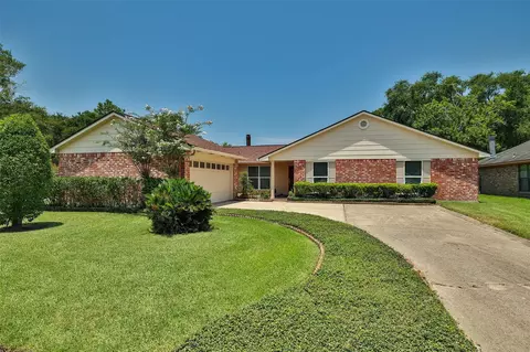 12326 Campos Dr, Houston, TX 77065