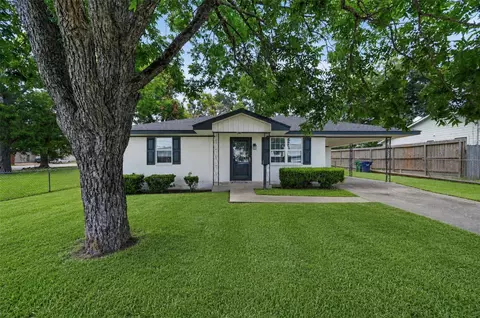803 W First St, Brenham, TX 77833