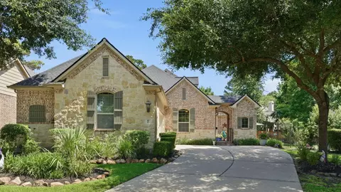 10 Little Falls Pl, Tomball, TX 77375