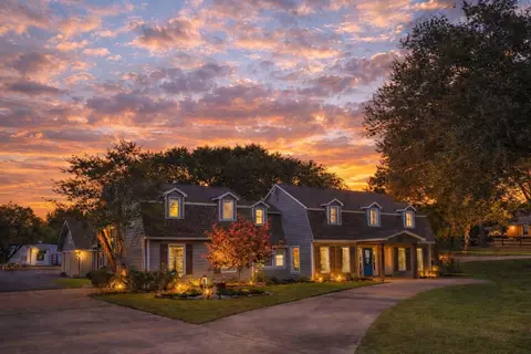 10419 W Hidden Lake Ln, Richmond, TX 77406