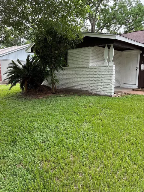 7414 Marinette Dr, Houston, TX 77074