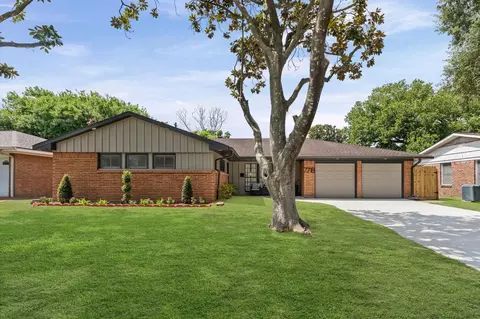 7718 Dillon St, Houston, TX 77061