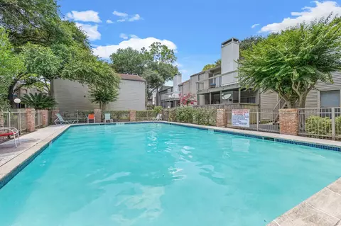 9707 Richmond Ave #53, Houston, TX 77042