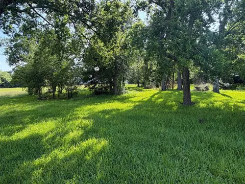 1551 W Texas Ave, Baytown, TX 77520