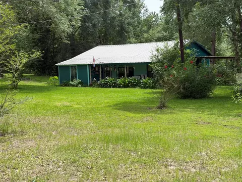 897 Darrel Hall Dr, Trinity, TX 75862