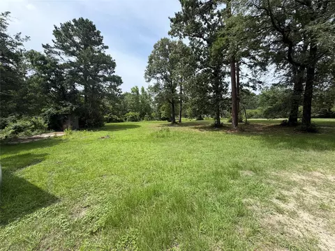 897 Darrel Hall Dr, Trinity, TX 75862 photo 7
