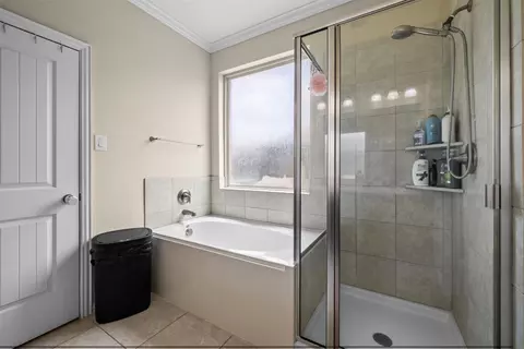 Bath - 2245 Maple Point Dr N, Conroe, TX 77301 photo 1 of 1
