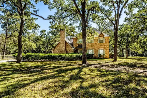 718 Fm 980 Rd, Huntsville, TX 77320