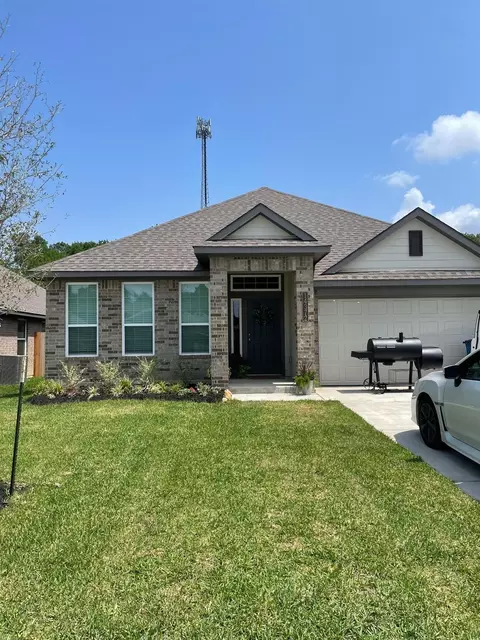 14372 N Summerchase Cir, Willis, TX 77318