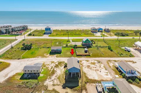 118 Lindrose St, Freeport, TX 77541