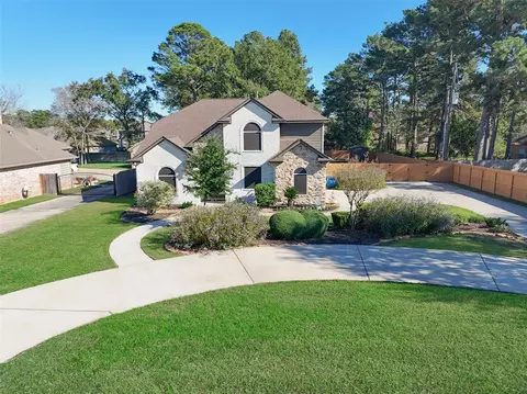 14650 Constellation Cir E, Willis, TX 77318 photo 1