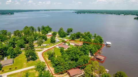 571 Lake Shore Dr, Trinity, TX 75862 photo 1
