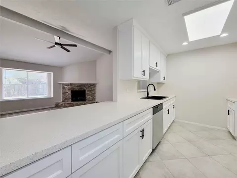 Kitchen - 4427 Algernon Dr, Spring, TX 77373 photo 3 of 10