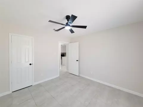 Bedroom - 4427 Algernon Dr, Spring, TX 77373 photo 4 of 6