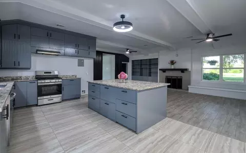 Kitchen - 20515 Kickapoo Rd, Waller, TX 77484 photo 1 of 6