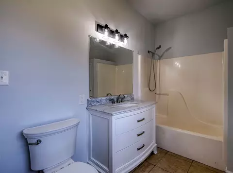 Bath - 20515 Kickapoo Rd, Waller, TX 77484 photo 4 of 4