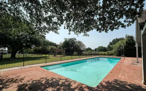 Exterior - 20515 Kickapoo Rd, Waller, TX 77484 photo 2 of 8