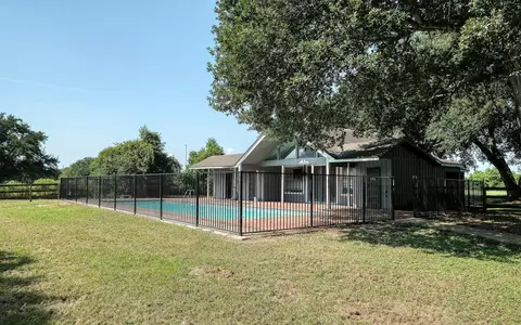 Exterior - 20515 Kickapoo Rd, Waller, TX 77484 photo 8 of 8