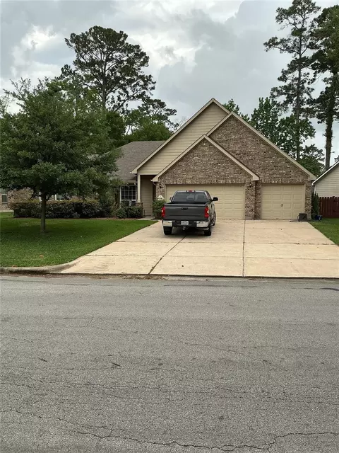 16006 Sea Palms Dr, Crosby, TX 77532