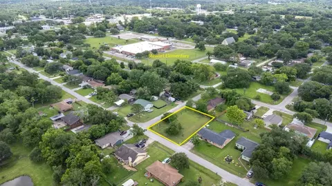 lot28 Smith Dr, Hitchcock, TX 77563