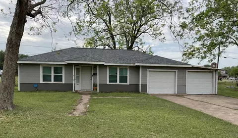 3320 Doris St, Bay City, TX 77414