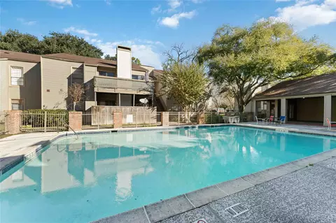 9707 Richmond Ave #49, Houston, TX 77042