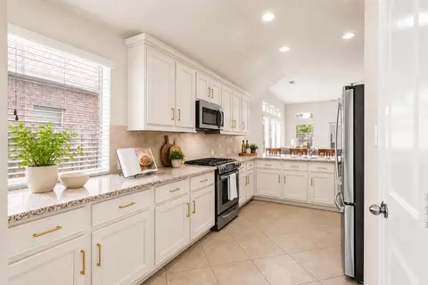 31870 Forest Park Trl, Conroe, TX 77385