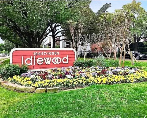10049 Westpark Dr #136, Houston, TX 77042