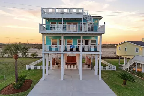 13102 John Reynolds Rd, Galveston, TX 77554