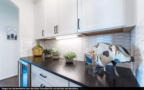 Kitchen - 2722 Ruby Laurel Dr, Rosharon, TX 77583 photo 4 of 4