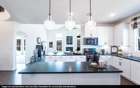 Kitchen - 2722 Ruby Laurel Dr, Rosharon, TX 77583 photo 2 of 4