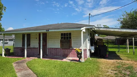 407 Turner Dr, Houston, TX 77076